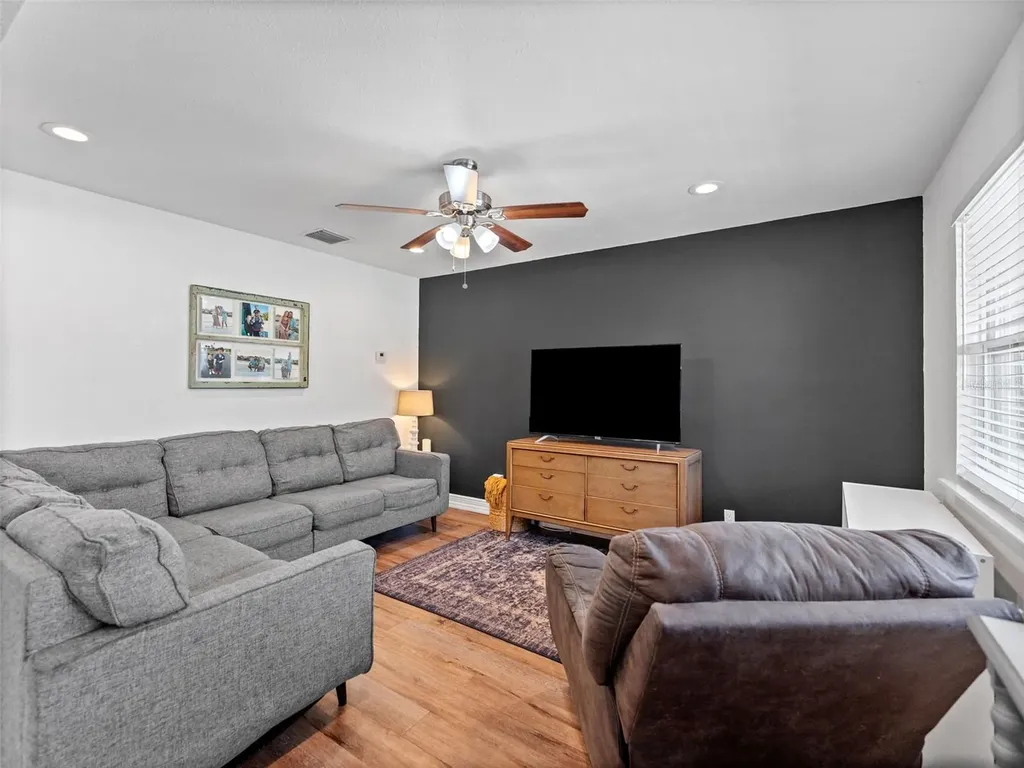 9091 83rd Way Seminole FL 33777