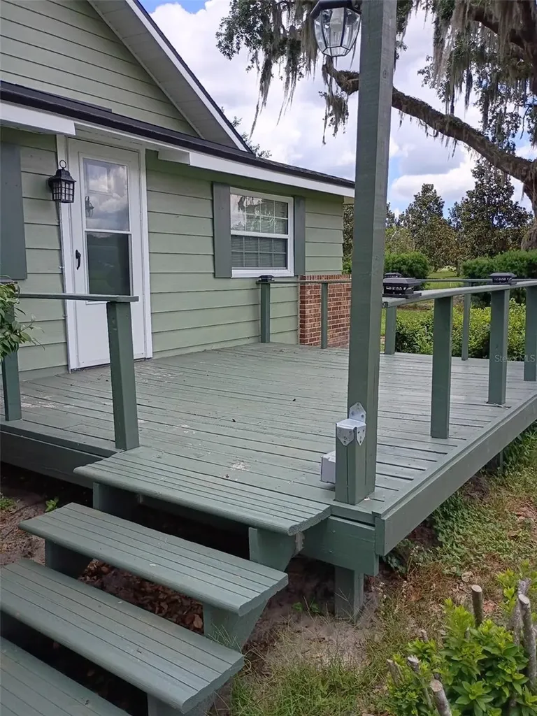 1403 Blackwelder Road De Leon Springs FL 32130
