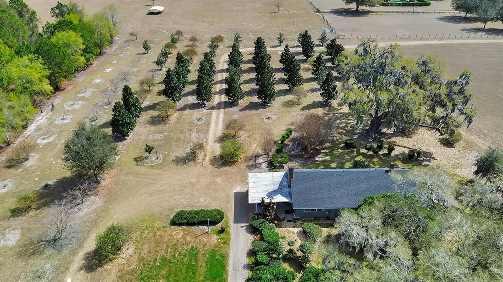 1403 Blackwelder Road De Leon Springs FL 32130