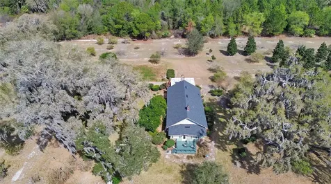 1403 Blackwelder Road De Leon Springs FL 32130