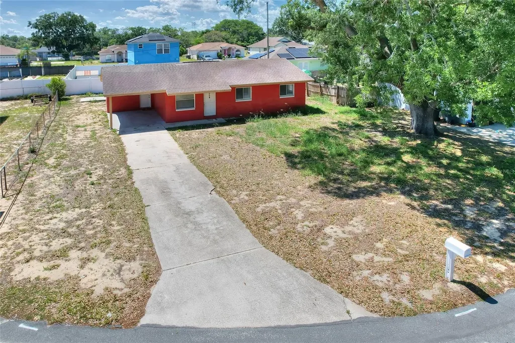 1554 Sarah Street Lake Wales FL 33898