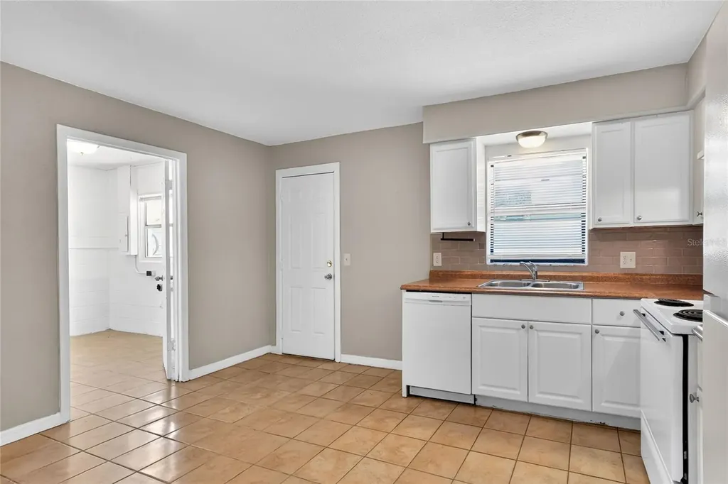 1554 Sarah Street Lake Wales FL 33898