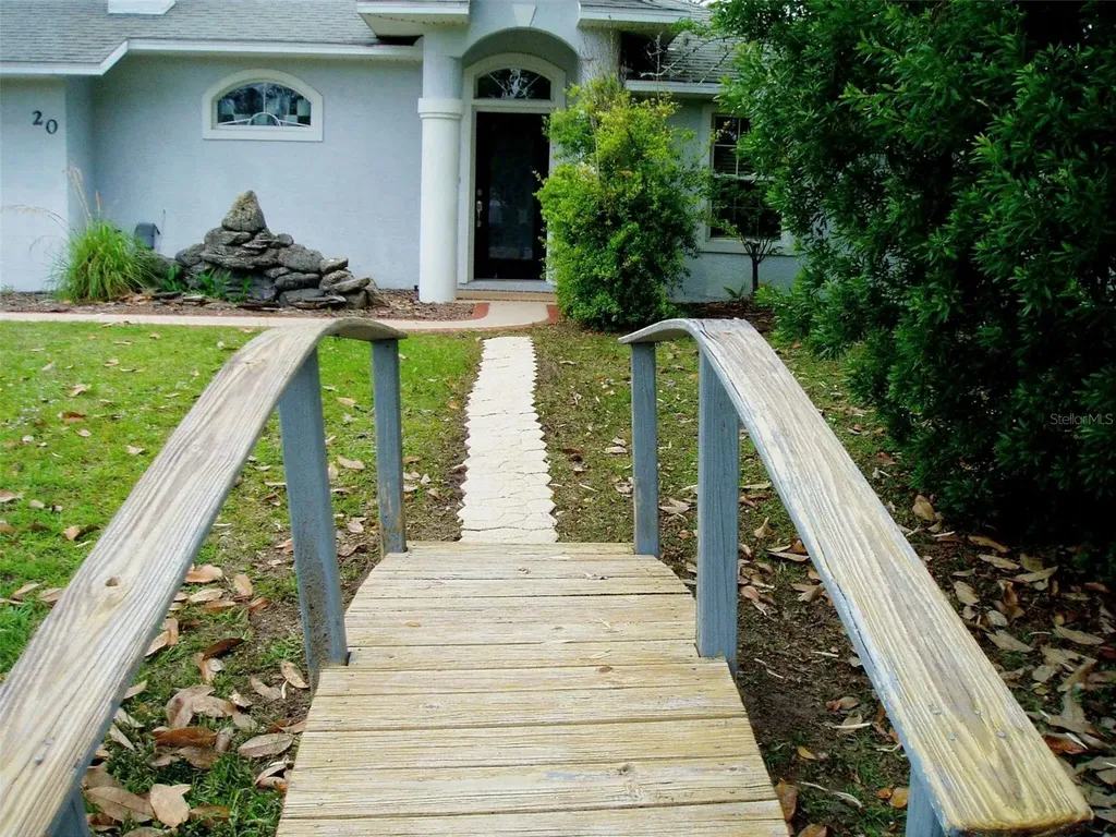 20 Empress Lane Palm Coast FL 32164