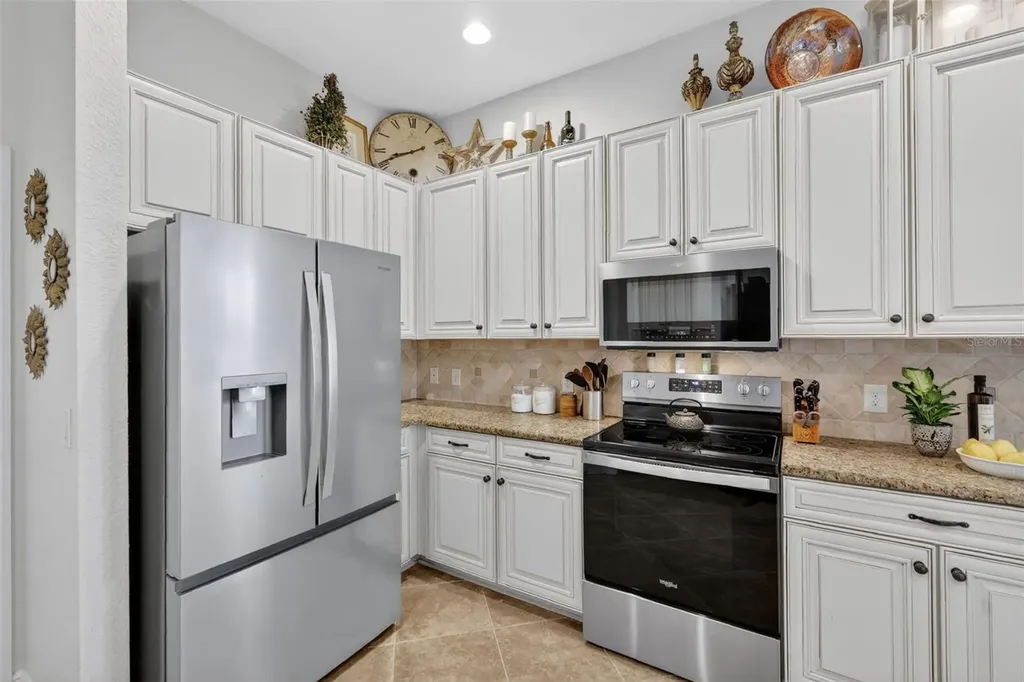 10075 Lake Miona Way Oxford FL 34484