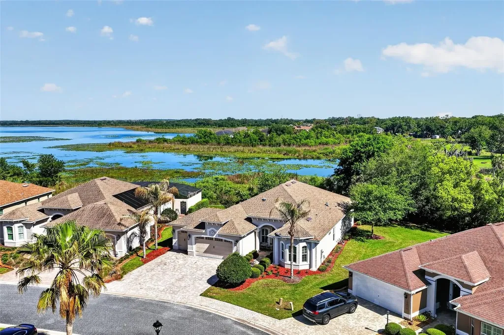 10075 Lake Miona Way Oxford FL 34484
