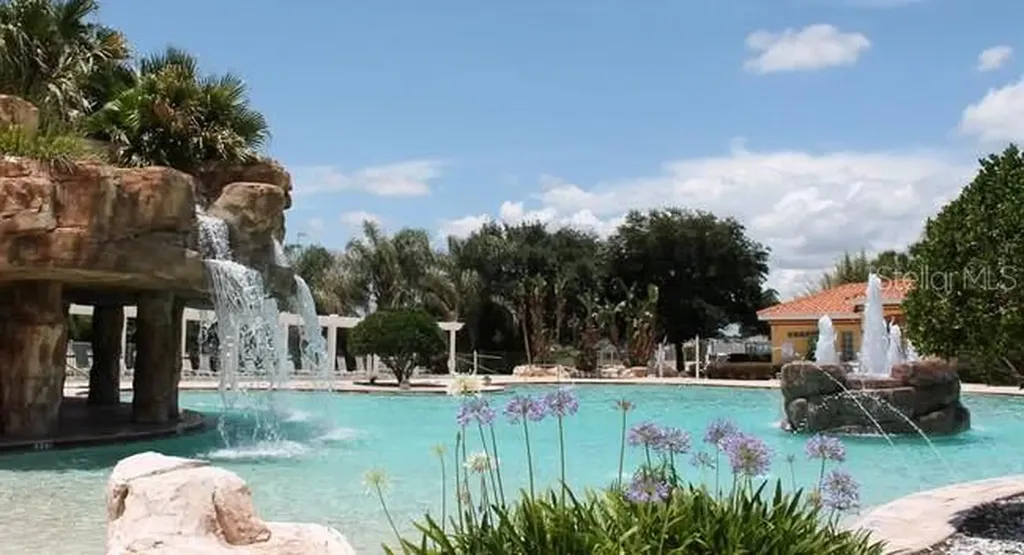 10075 Lake Miona Way Oxford FL 34484
