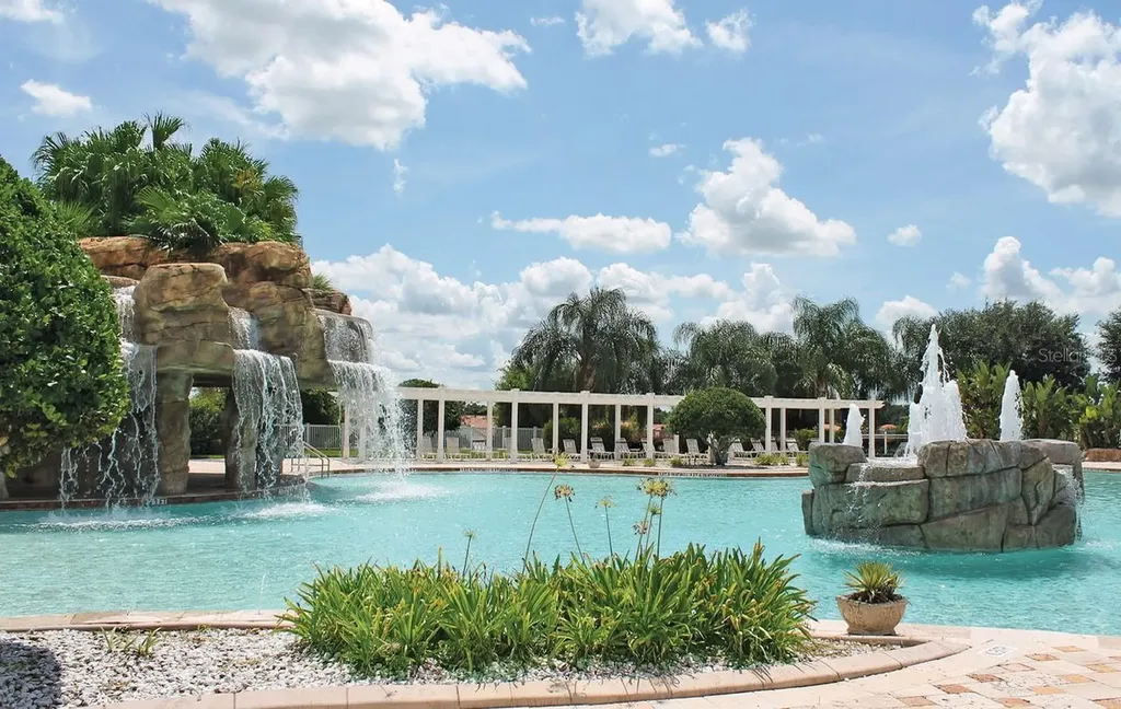 10075 Lake Miona Way Oxford FL 34484