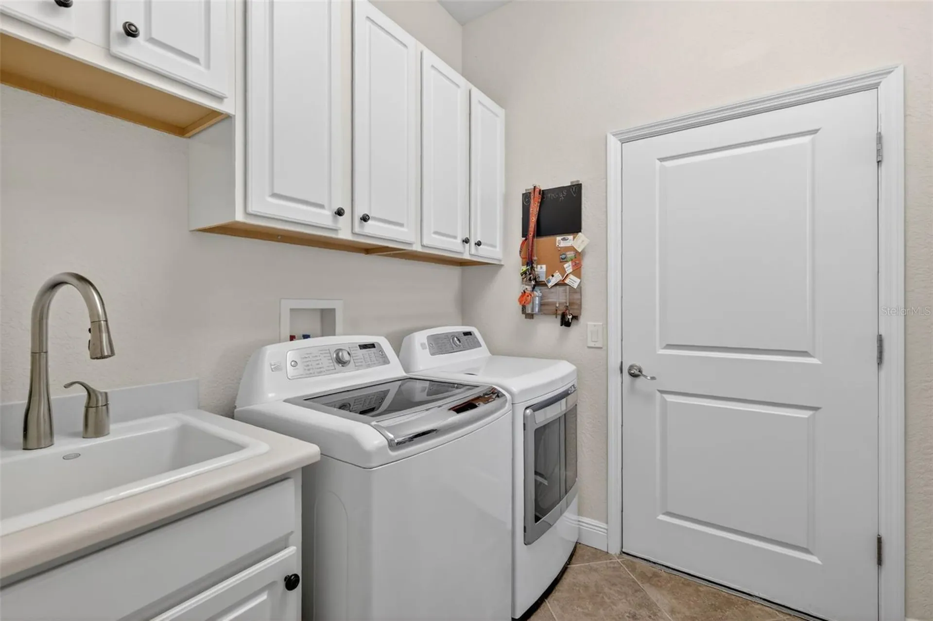 10075 Lake Miona Way Oxford FL 34484