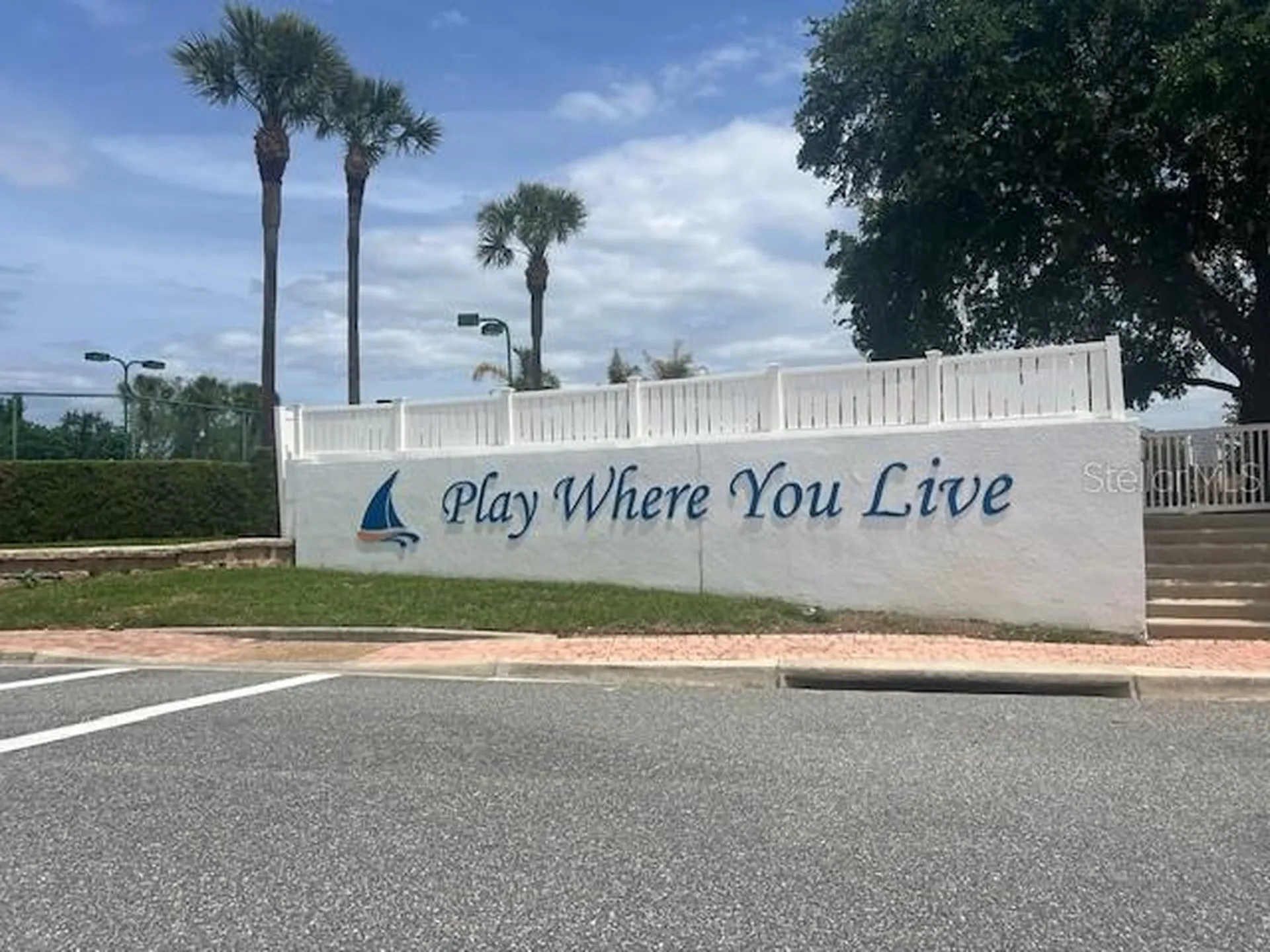 10075 Lake Miona Way Oxford FL 34484