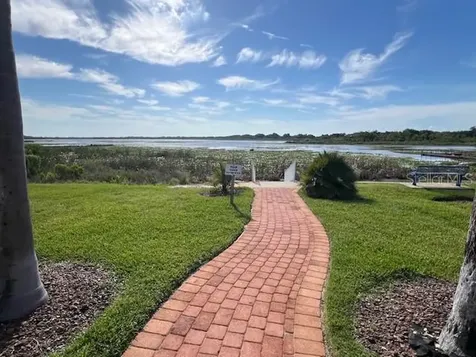 10075 Lake Miona Way Oxford FL 34484
