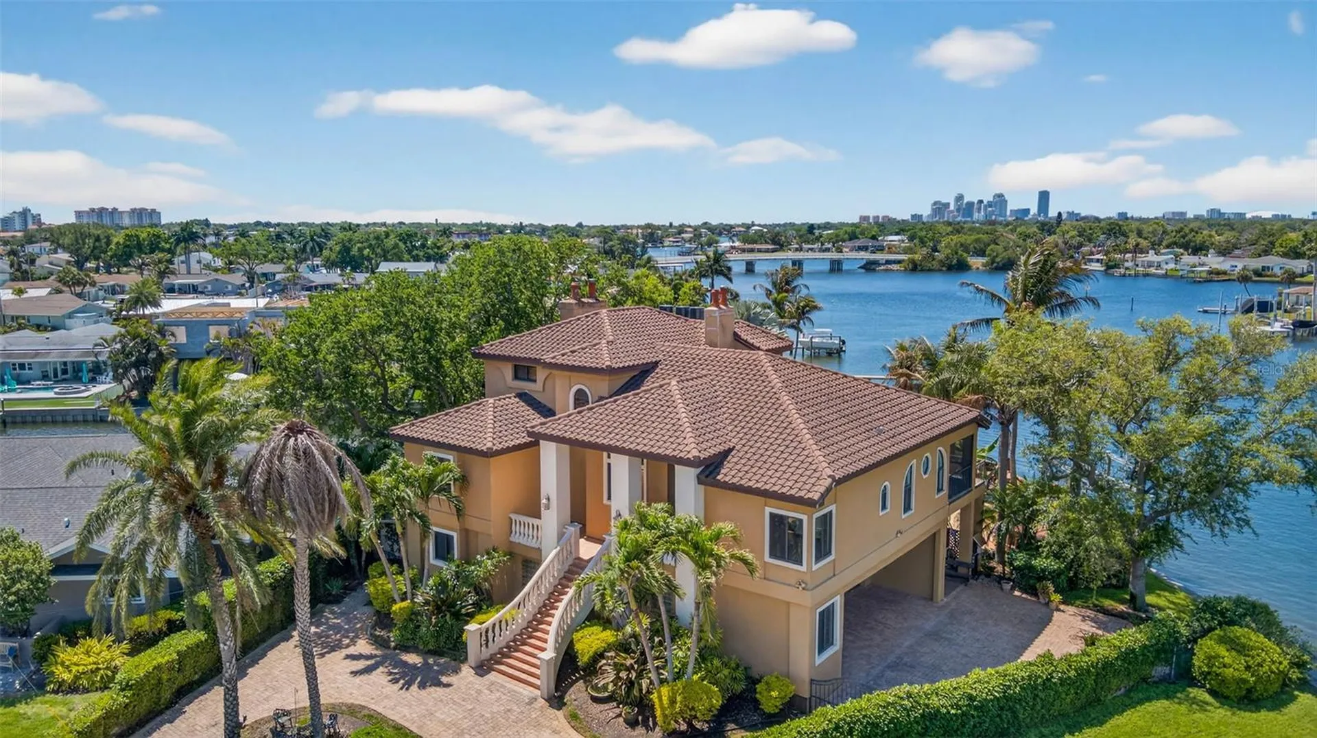 4300 13th Way NE St Petersburg FL 33703