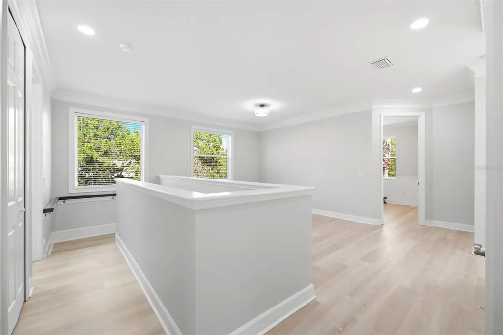 8005 Cypress Crossing Court Tampa FL 33647