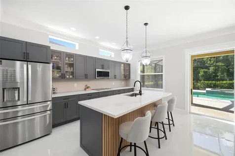 8005 Cypress Crossing Court Tampa FL 33647
