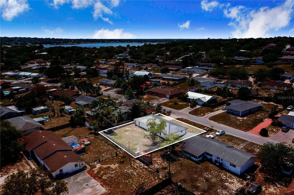 838 Sherwood Drive Lake Wales FL 33898