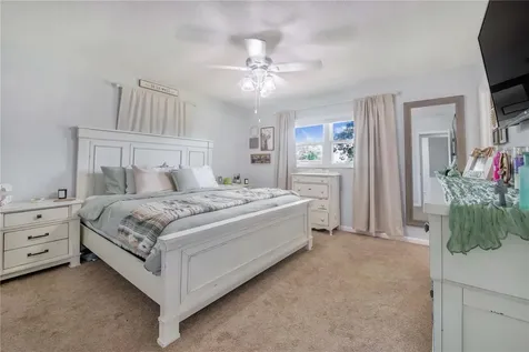 838 Sherwood Drive Lake Wales FL 33898
