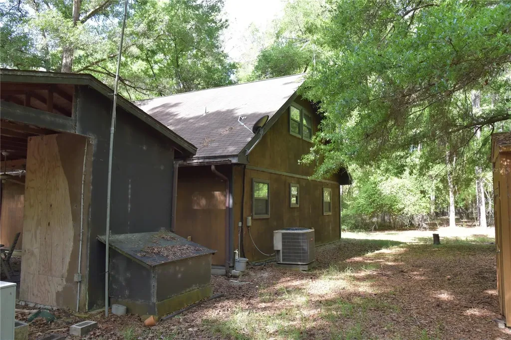 1859 NE 46th Circle High Springs FL 32643