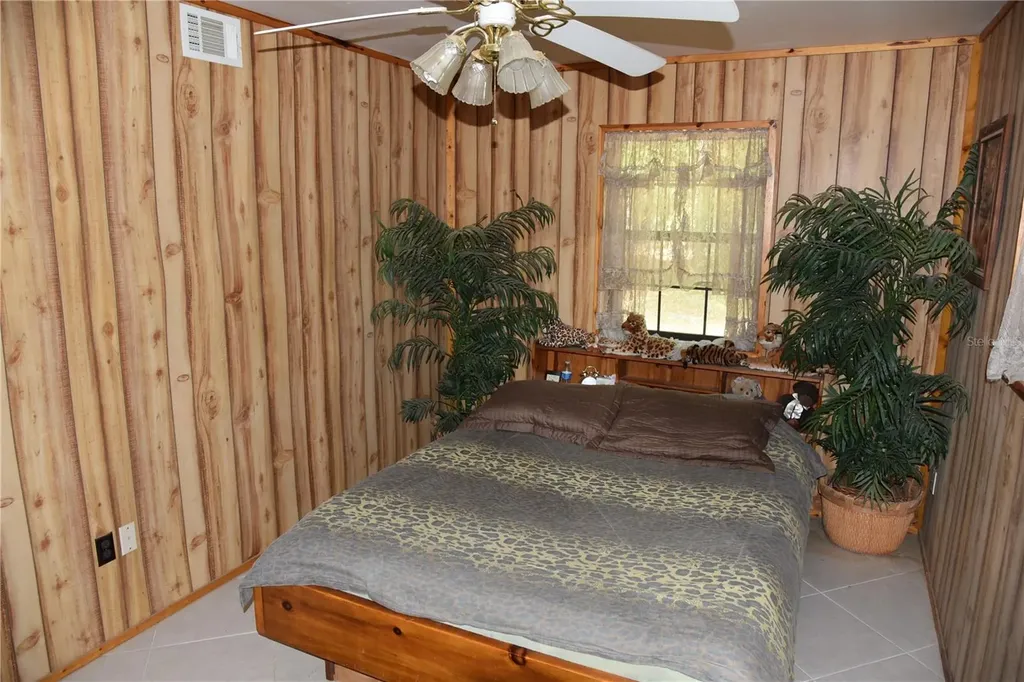 1859 NE 46th Circle High Springs FL 32643