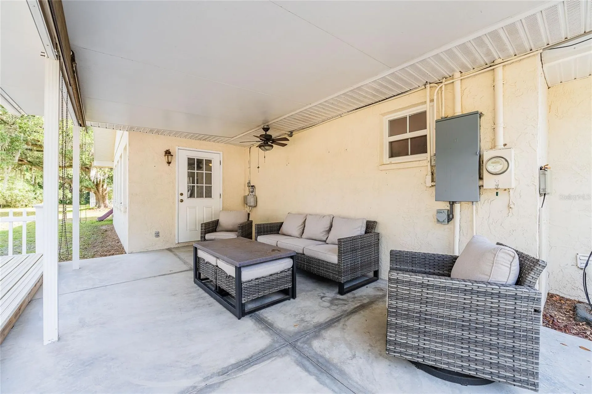 5905 Whispering Pines Road Lakeland FL 33811