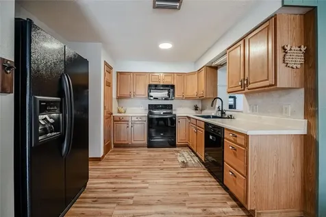 5905 Whispering Pines Road Lakeland FL 33811