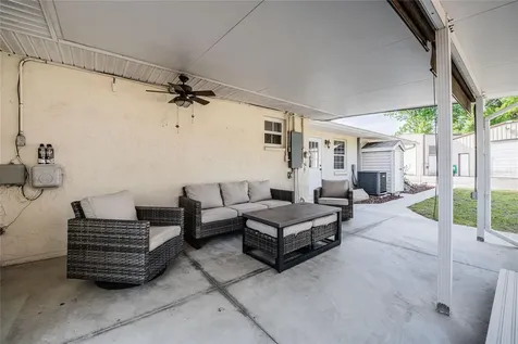 5905 Whispering Pines Road Lakeland FL 33811