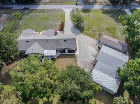 5905 Whispering Pines Road Lakeland FL 33811
