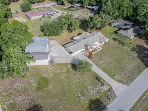5905 Whispering Pines Road Lakeland FL 33811