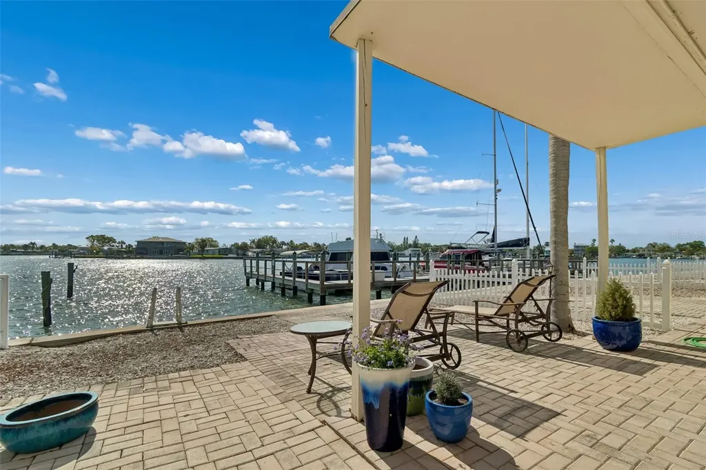 2307 Bay Boulevard Indian Rocks Beach FL 33785
