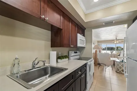 2307 Bay Boulevard Indian Rocks Beach FL 33785