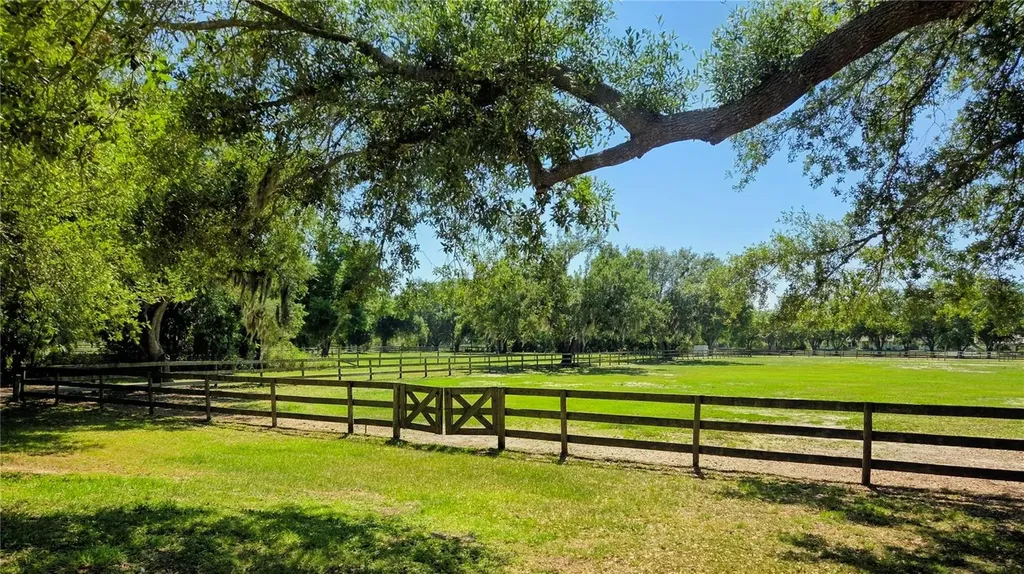 7783 Saddle Creek Trail Sarasota FL 34241