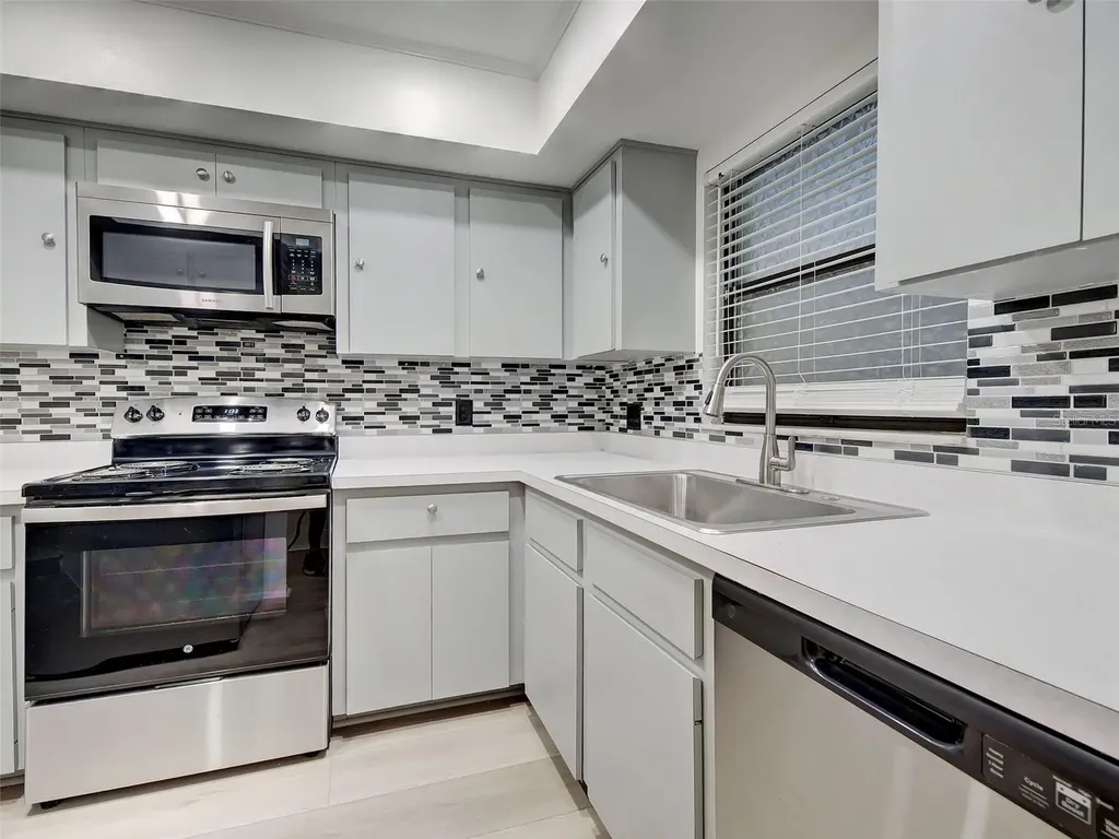 7237 Cloister Drive Sarasota FL 34231