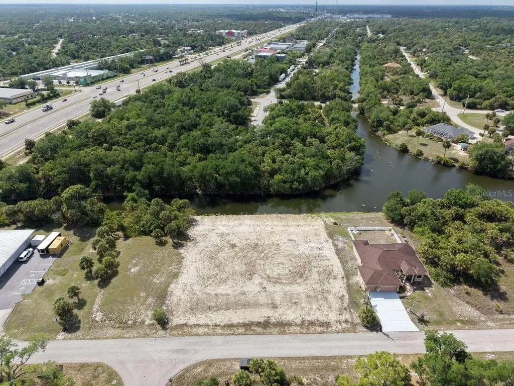 561 Pembroke Drive Port Charlotte FL 33954
