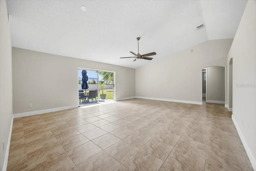 910 Amy Ridge Court Kissimmee FL 34747