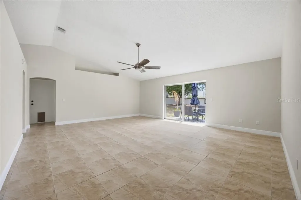 910 Amy Ridge Court Kissimmee FL 34747