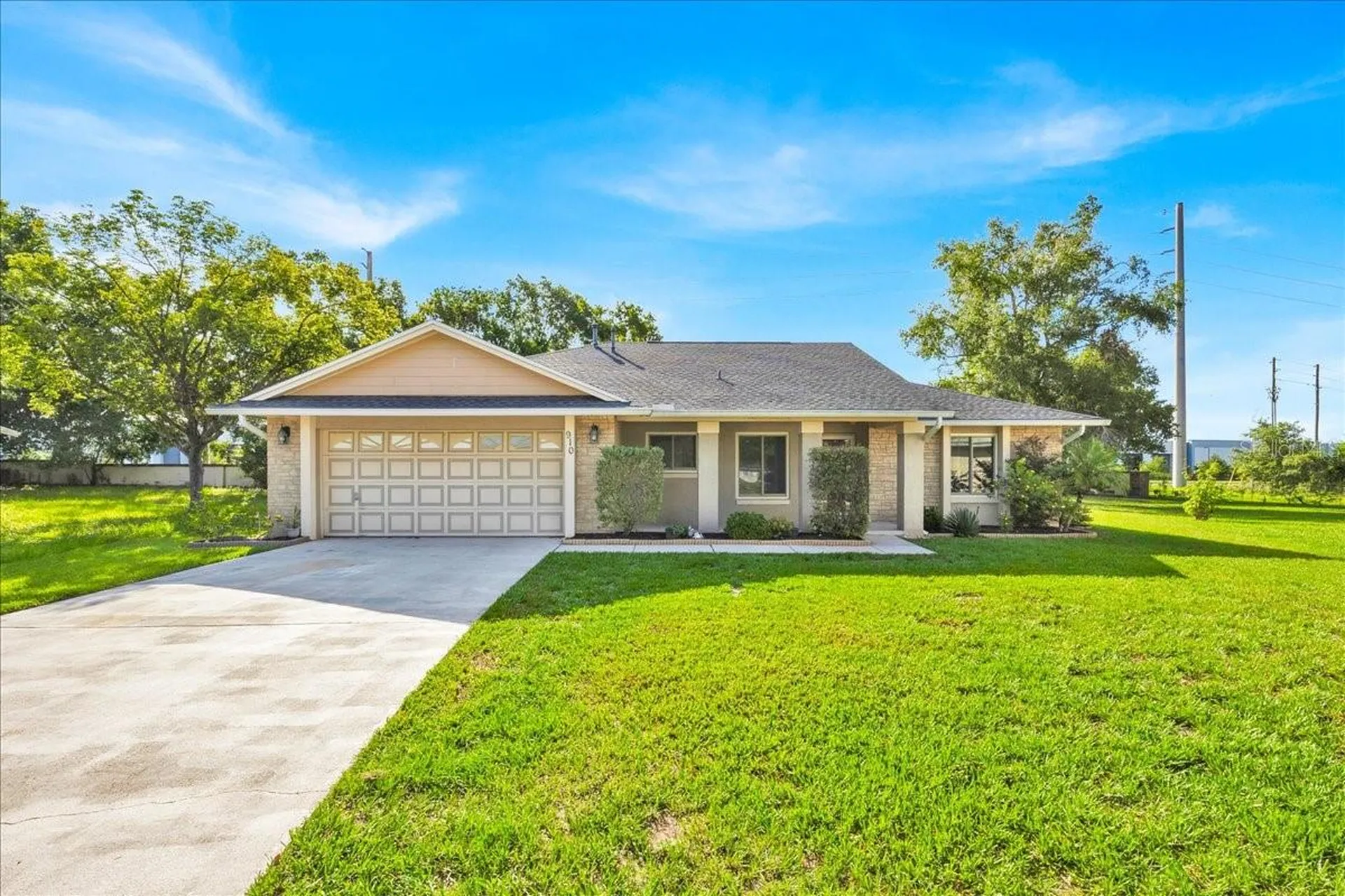 910 N Amy Ridge Court Kissimmee FL 34747