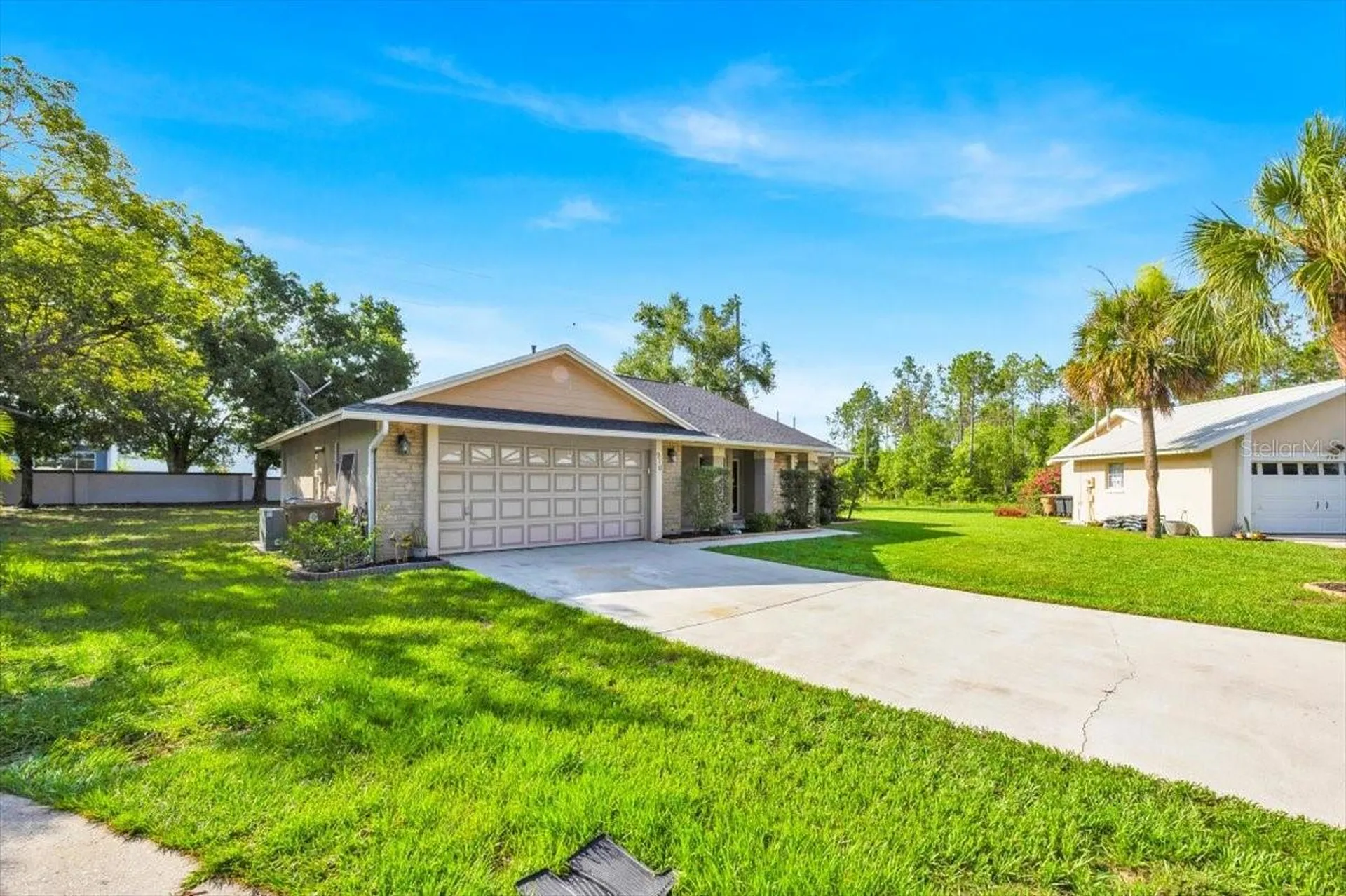910 N Amy Ridge Court Kissimmee FL 34747