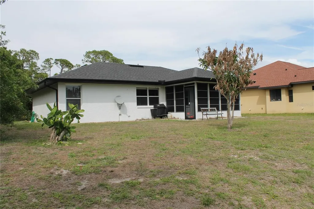 4399 Wecoma Avenue North Port FL 34287