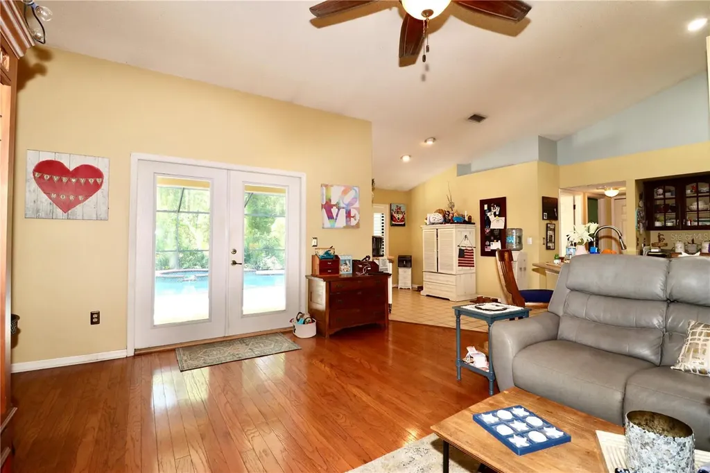 3350 Laurelwood Court Tarpon Springs FL 34688