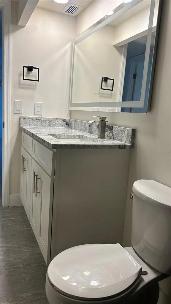 2618 Cove Cay Drive Clearwater FL 33760