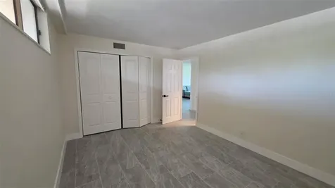 2618 Cove Cay Drive Clearwater FL 33760