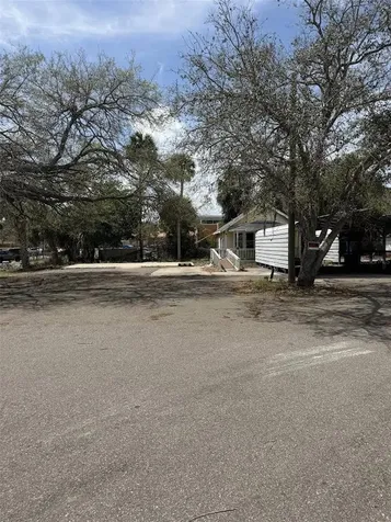 1042 N Dixie Freeway New Smyrna Beach FL 32168