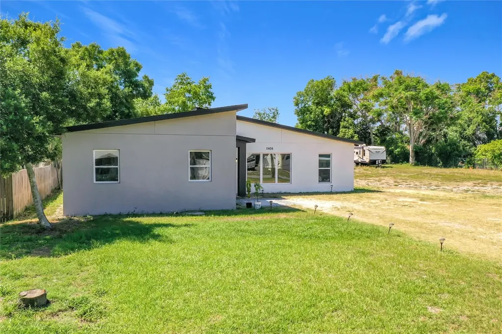 11426 Lakeview Drive Leesburg FL 34788