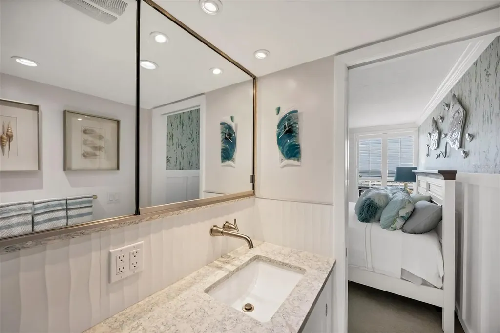 4485 Gulf Of Mexico Drive Longboat Key FL 34228