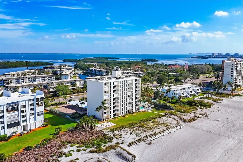 4485 Gulf Of Mexico Drive Longboat Key FL 34228