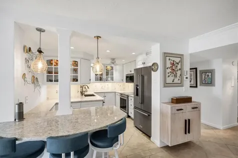 4485 Gulf Of Mexico Drive Longboat Key FL 34228