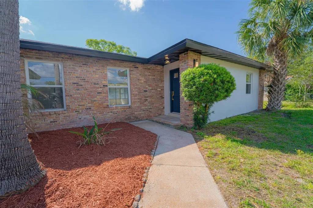 1295 Deltona Boulevard Deltona FL 32725