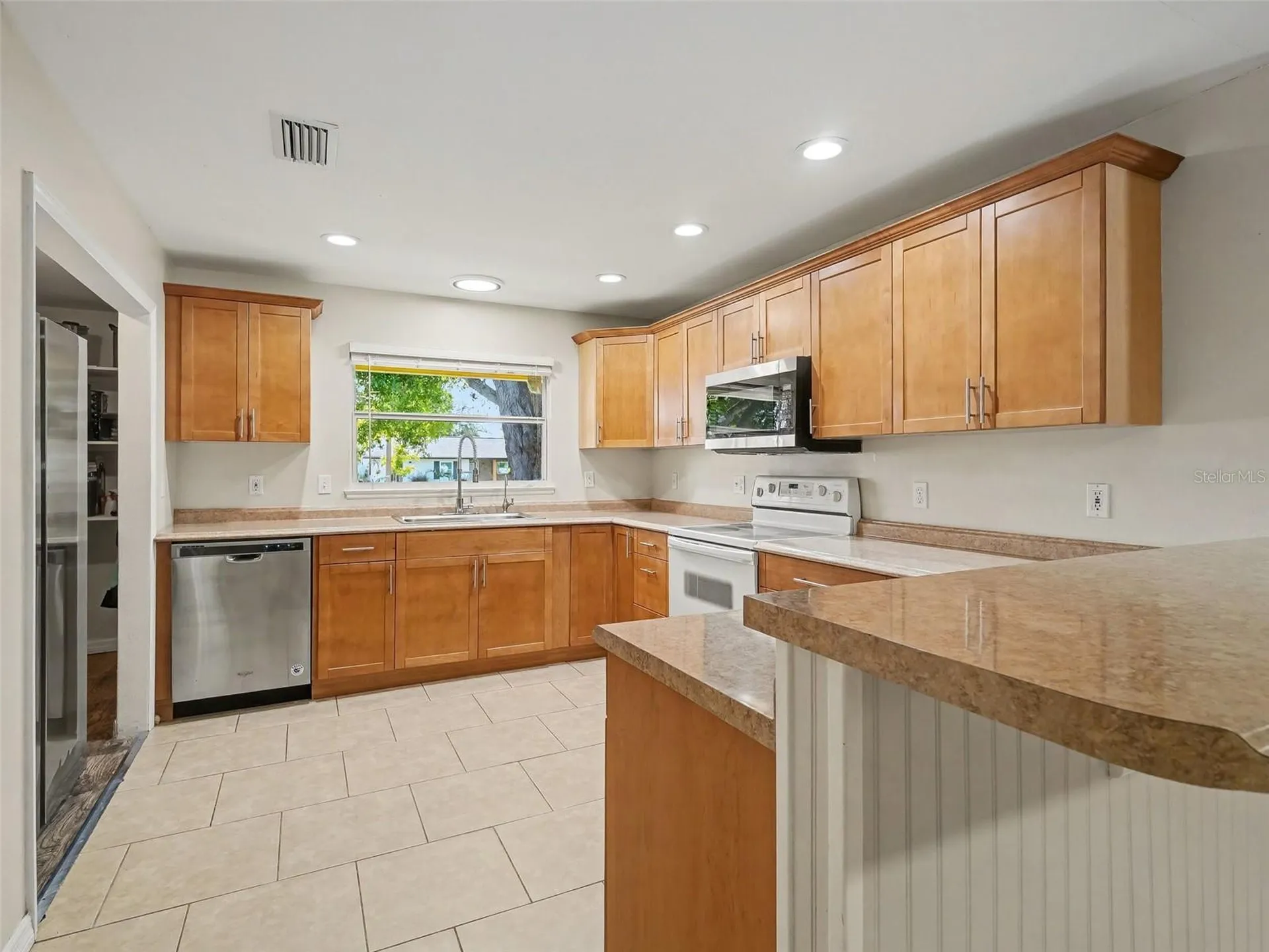 704 S Lockwood Ridge Road Sarasota FL 34237