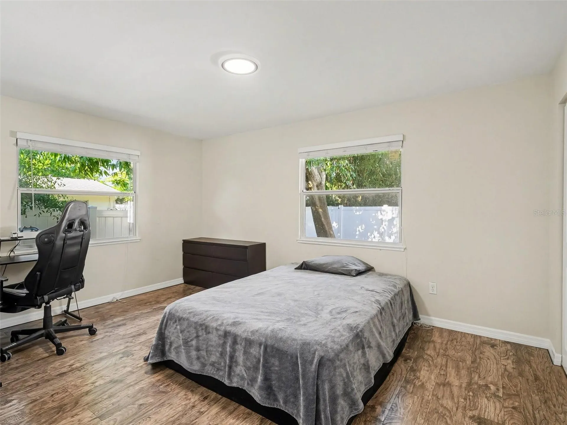 704 S Lockwood Ridge Road Sarasota FL 34237