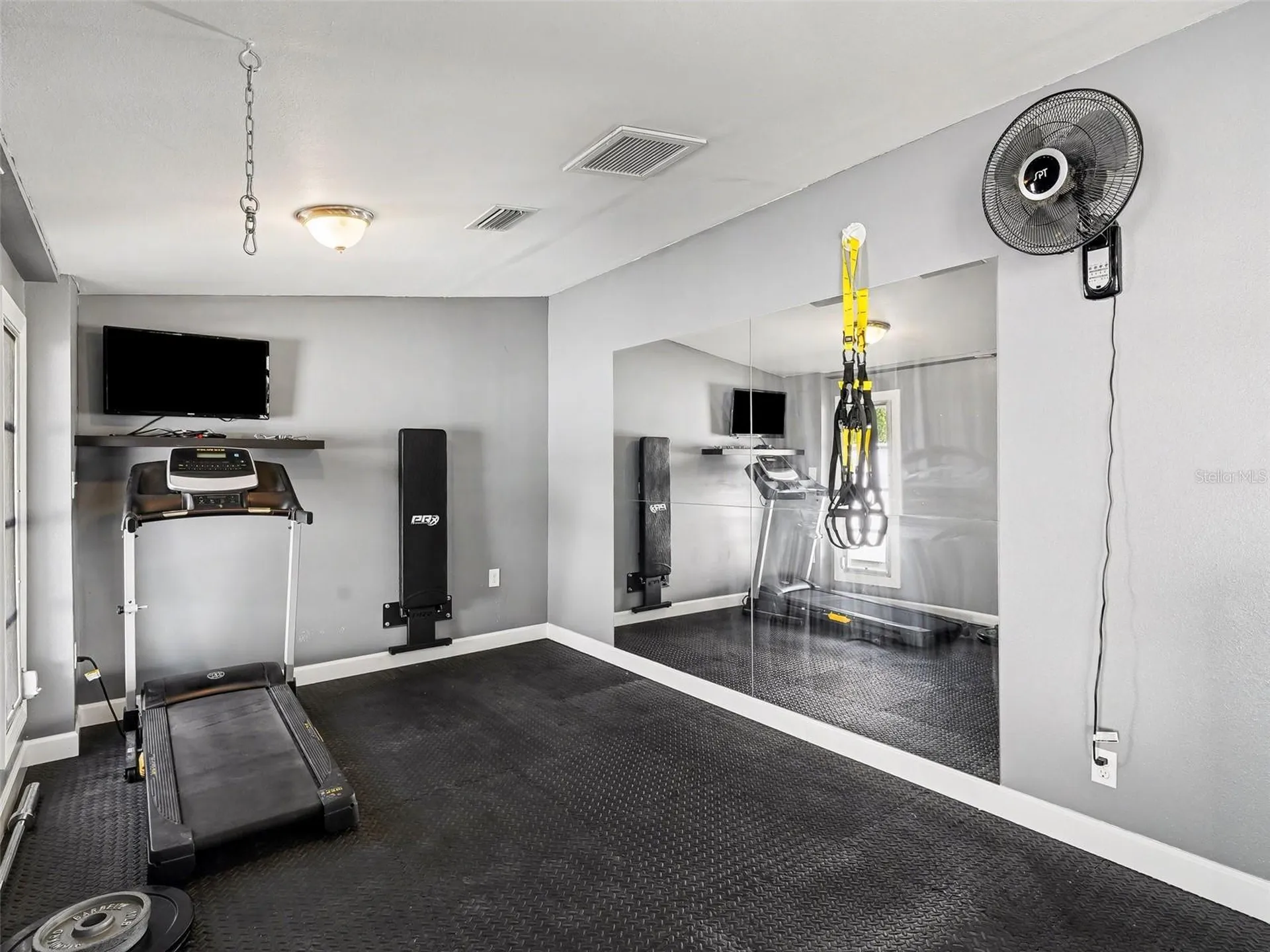704 S Lockwood Ridge Road Sarasota FL 34237
