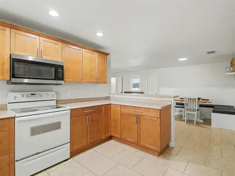 704 S Lockwood Ridge Road Sarasota FL 34237