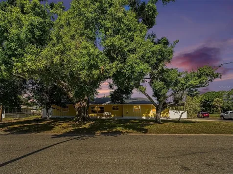 704 S Lockwood Ridge Road Sarasota FL 34237
